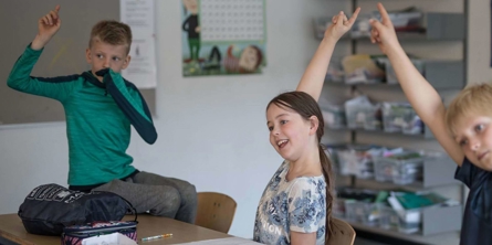 I 1.-3. klasse ligger vores faglige fokus især omkring de grundlæggende færdigheder inden for læsning, matematik og naturfag.