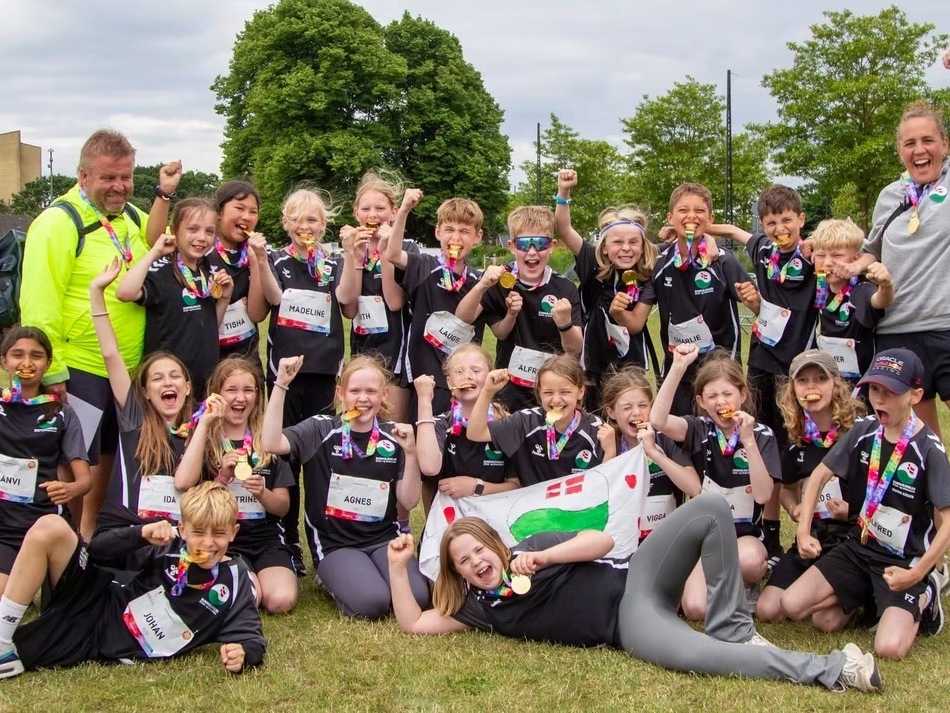 Vi deltager meget gerne i Skole OL. Begge vores 4. klasser vandt i 2026. Her er det 4.B, der vandt i orienteringsløb.